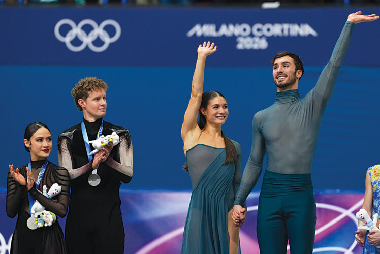 US duo winds up with silver medals